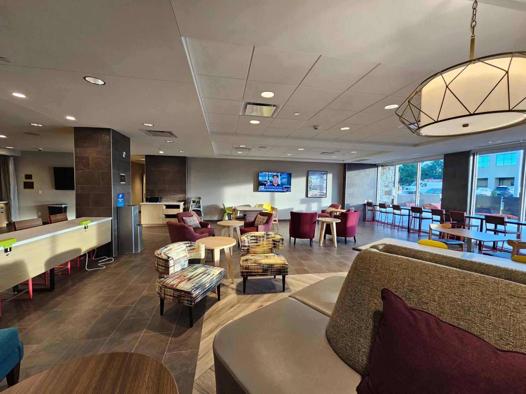 Home2 Suites By Hilton Allentown Bethlehem Airport מראה חיצוני תמונה